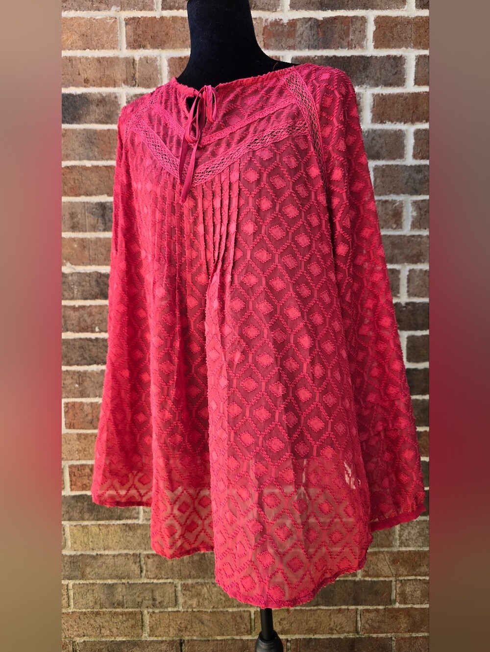 A Pea in the Pod Maternity Lace Trim Burnout Blouse Size M